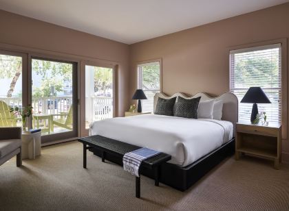 The Neighborhood Hotel New Buffalo