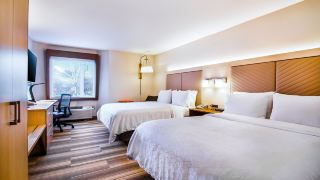 holiday-inn-express-and-suites-langley