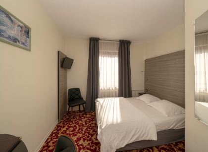 Hotel Majestic Alsace - Strasbourg Nord
