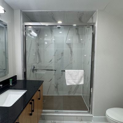 Single-Floor 1 Queen Bed Suite, Heart-Shaped Jetted Tub (Non-Wheelchair Accessible) Single-Floor 1 Queen Bed Suite, Heart-Shaped Jetted Tub (Non-Wheelchair Accessible) Super 5 Inn Promo Code