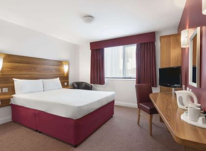 Days Inn by Wyndham Corley NEC M6