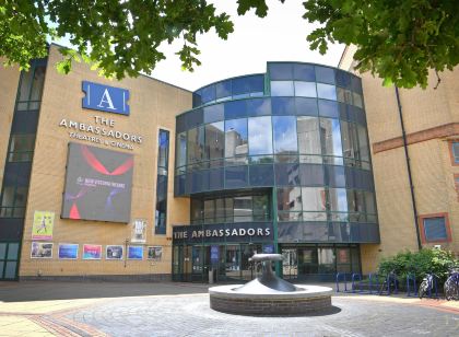 DoubleTree by Hilton Woking