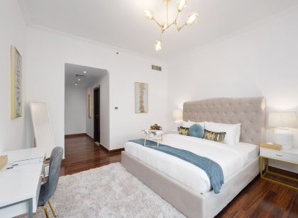 Maison Privee - Dreamy Apt with Jaw-Dropping Marina Views