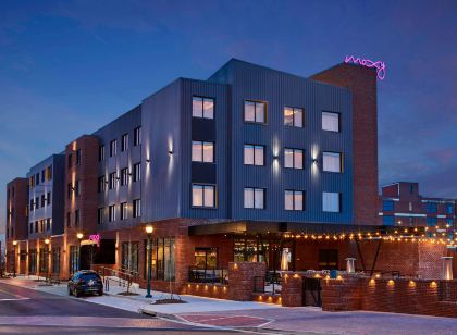 Moxy Chattanooga Downtown