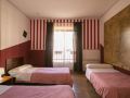hostal-abaaly