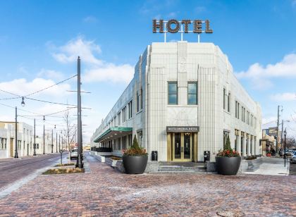 Bottleworks Hotel