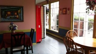 budget-host-east-end-hotel-in-riverhead