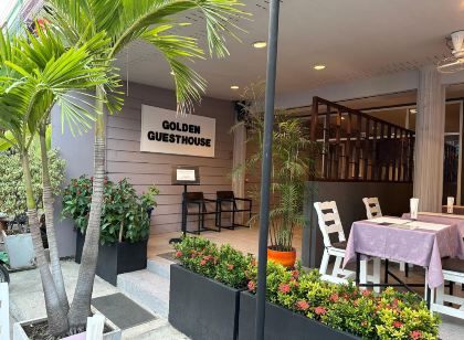 Golden Guesthouse by the Beach Cha Am