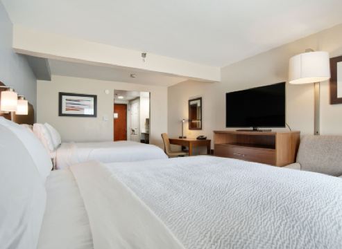 Holiday Inn Express & Suites MOBILE – I-65 by IHG