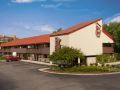 red-roof-inn-detroit-dearborn-greenfield-village