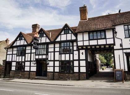 Bel and the Dragon at Red Lion Wendover