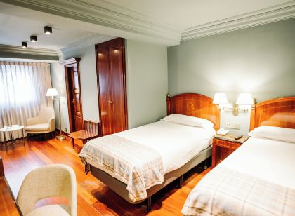 Hotel Rice Reyes Católicos