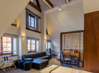 Celestin Residence