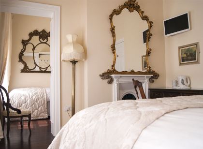 Number 8 the Townhouse