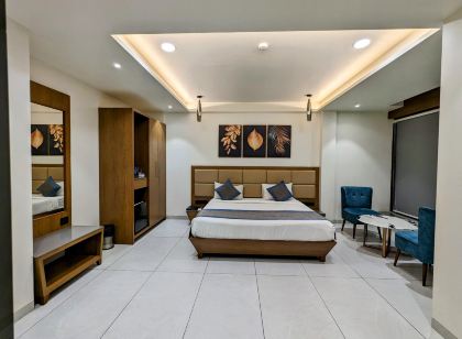 Hotel Red Chillee Restro
