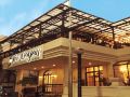 tambayan-capsule-hostel-and-bar-manila