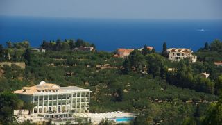 avalon-palace-hotel-adults-only
