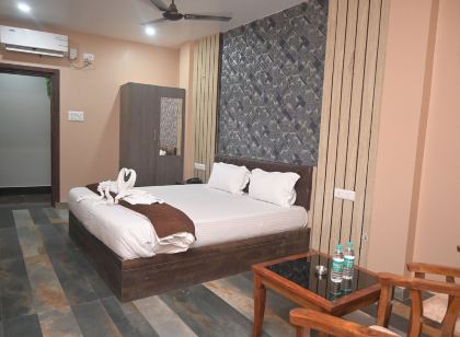 Hotel MAA International