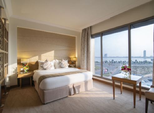 Golden Tulip Dammam Corniche Hotel