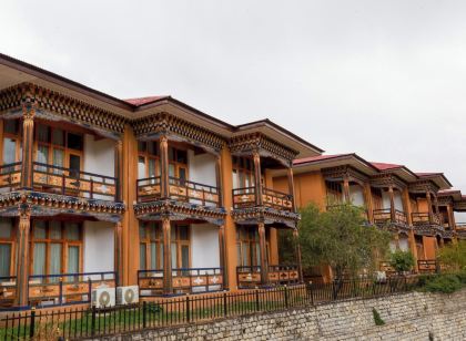Tenzinling Resort