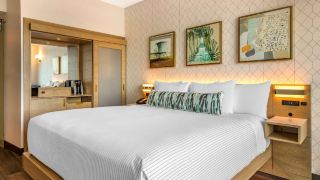 cambria-hotel-fort-lauderdale-beach