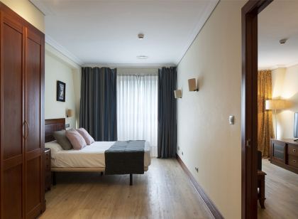 SANTIAGO APARTMENTS
