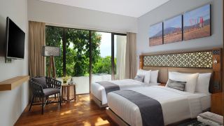 kayumas-seminyak-resort