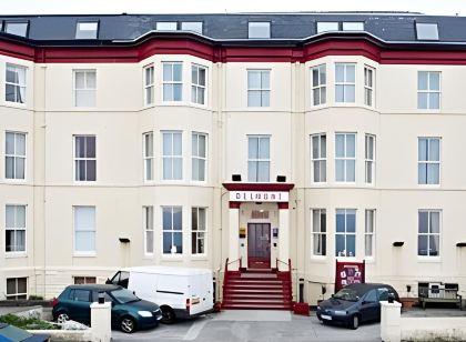 Delmont Hotel & View Restaurant