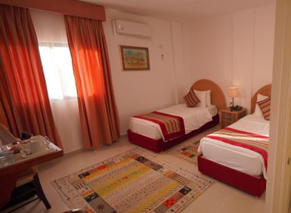 Petra Plaza Hotel
