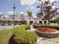 baymont-by-wyndham-montreal-airport
