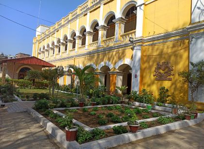 Hotel Samrat