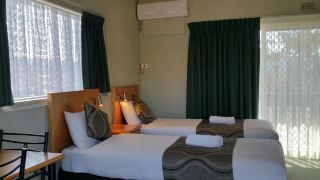 halfway-motel