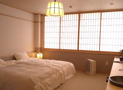 四万温泉 あやめや旅館