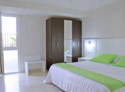 裡衣卡拉度假飯店