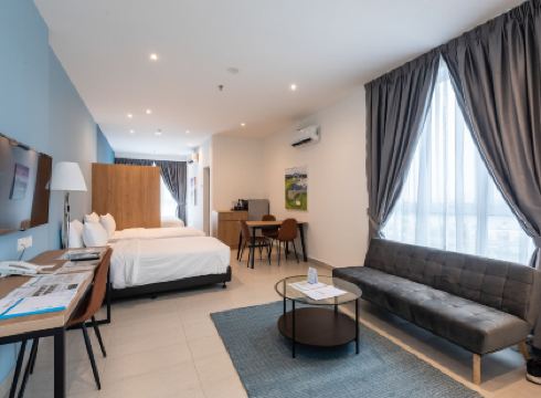The Signature Serviced Suites & Office Puchong