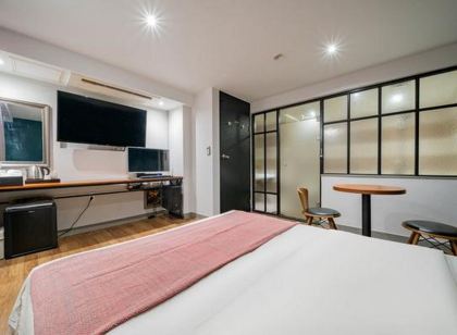 수원 인계동 자니비