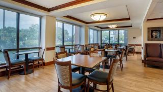 comfort-inn-and-suites-newark