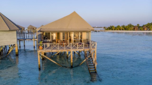 komandoo-maldives-island-resort