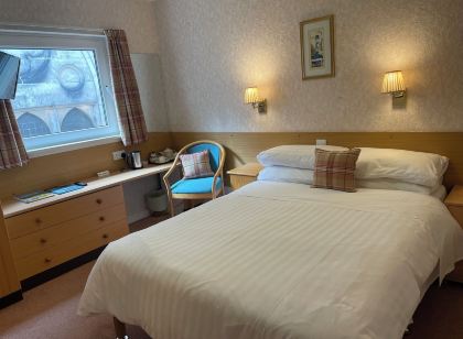 MacDougall Clansman Hotel