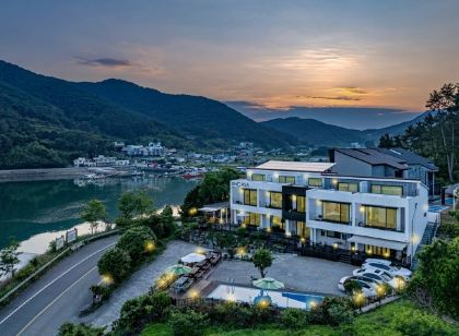 통영 앤까사펜션