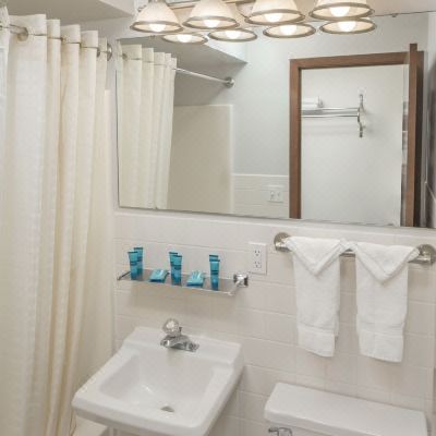 Standard Room With Two Queen Beds Standard Room With Two Queen Beds Chestnut Mountain Resort Promo Code
