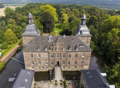 Schlosshotel Hugenpoet