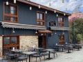 famous-family-hotel