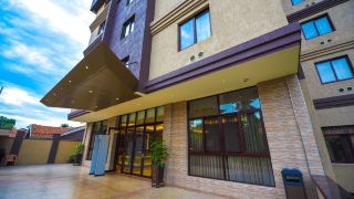 best-western-plus-the-athena-hotel