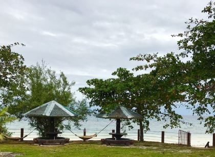 D's Oceanview Beach Resort