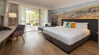 novotel-sunshine-coast-resort