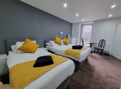 South Beach Kings Promenade Hotel