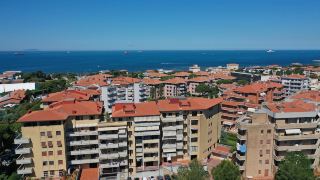 suites-marilia-apartments-suite-livorno-holiday-home-group