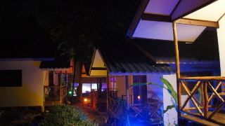 exotic-bungalows