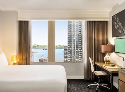 Hilton Motif Seattle